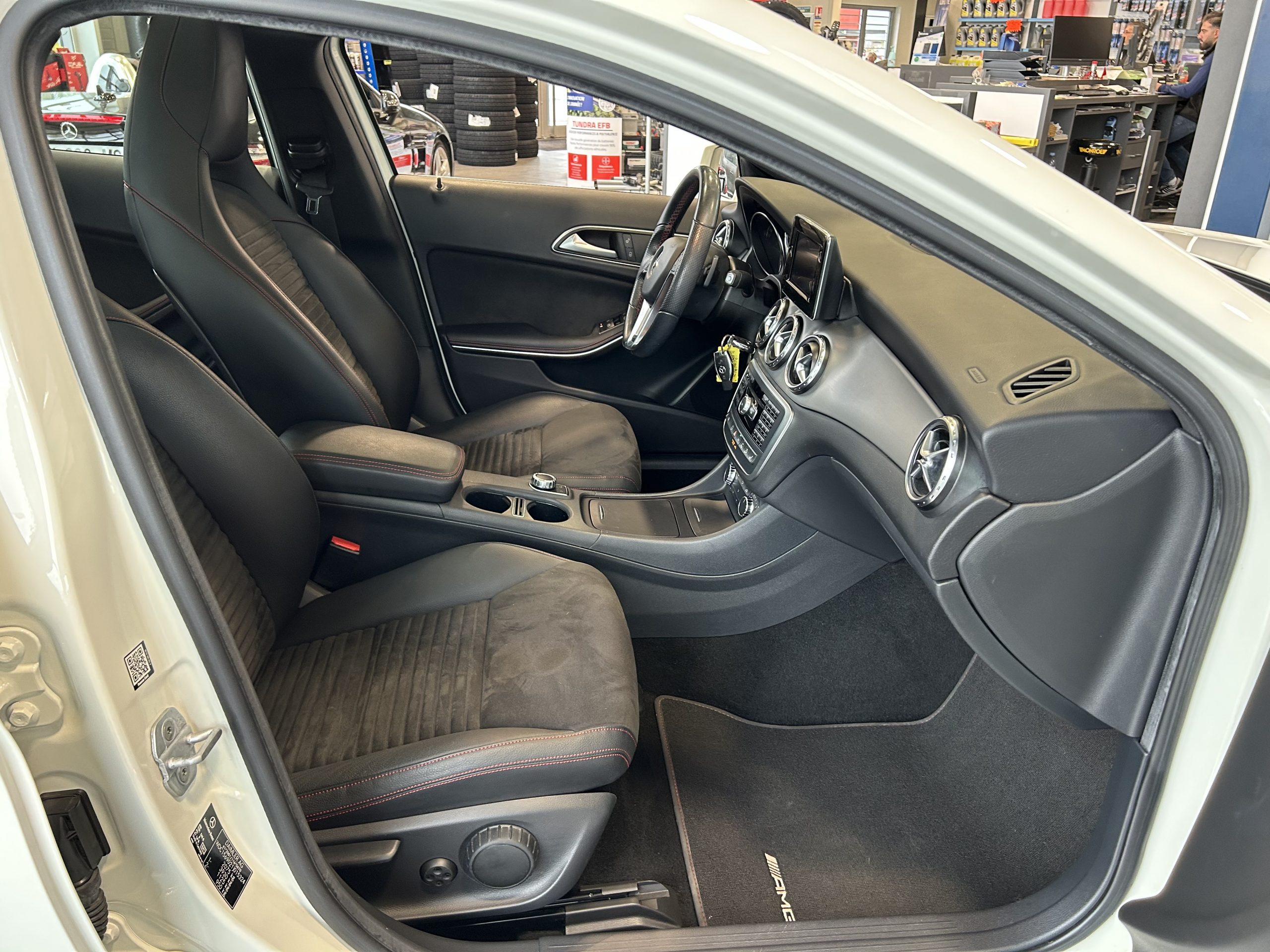 MERCEDES GLA 200 CDI FASCINATION 4MATIC BVA7 – Image 9