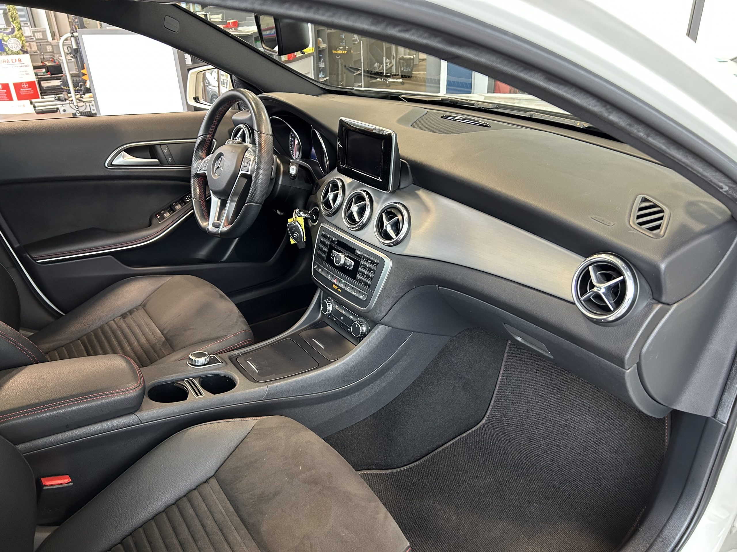 MERCEDES GLA 200 CDI FASCINATION 4MATIC BVA7 – Image 8