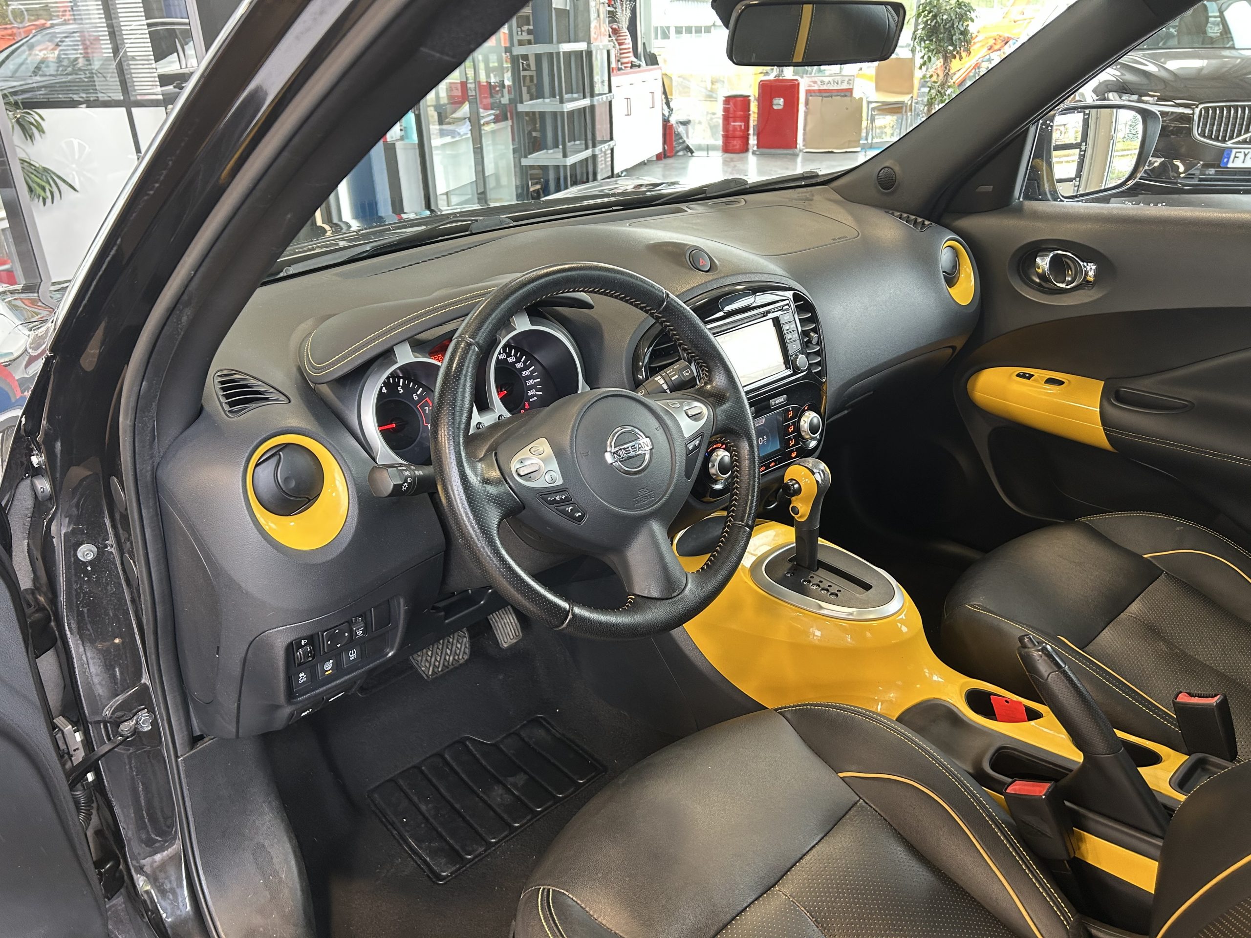 NISSAN JUKE 1.6 117 TEKNA CVT – Image 6