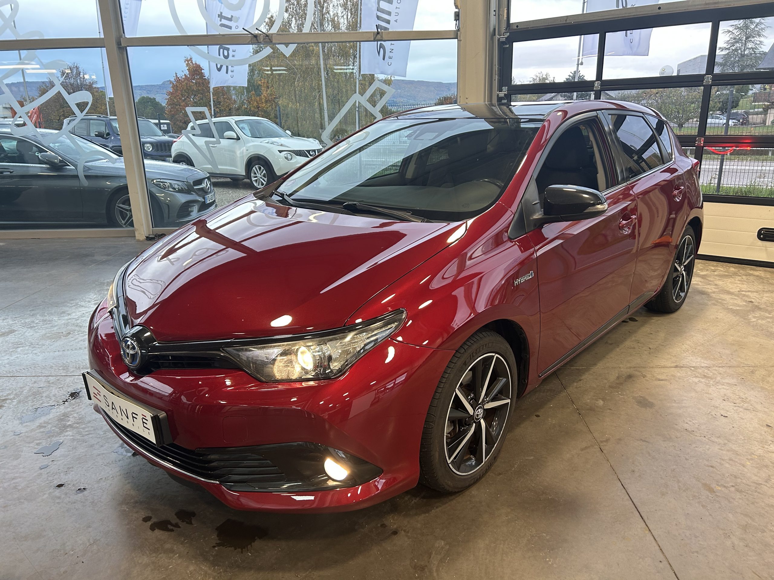 TOYOTA AURIS II (2) 1.8 HYBRIDE 136 DESIGN AUTO