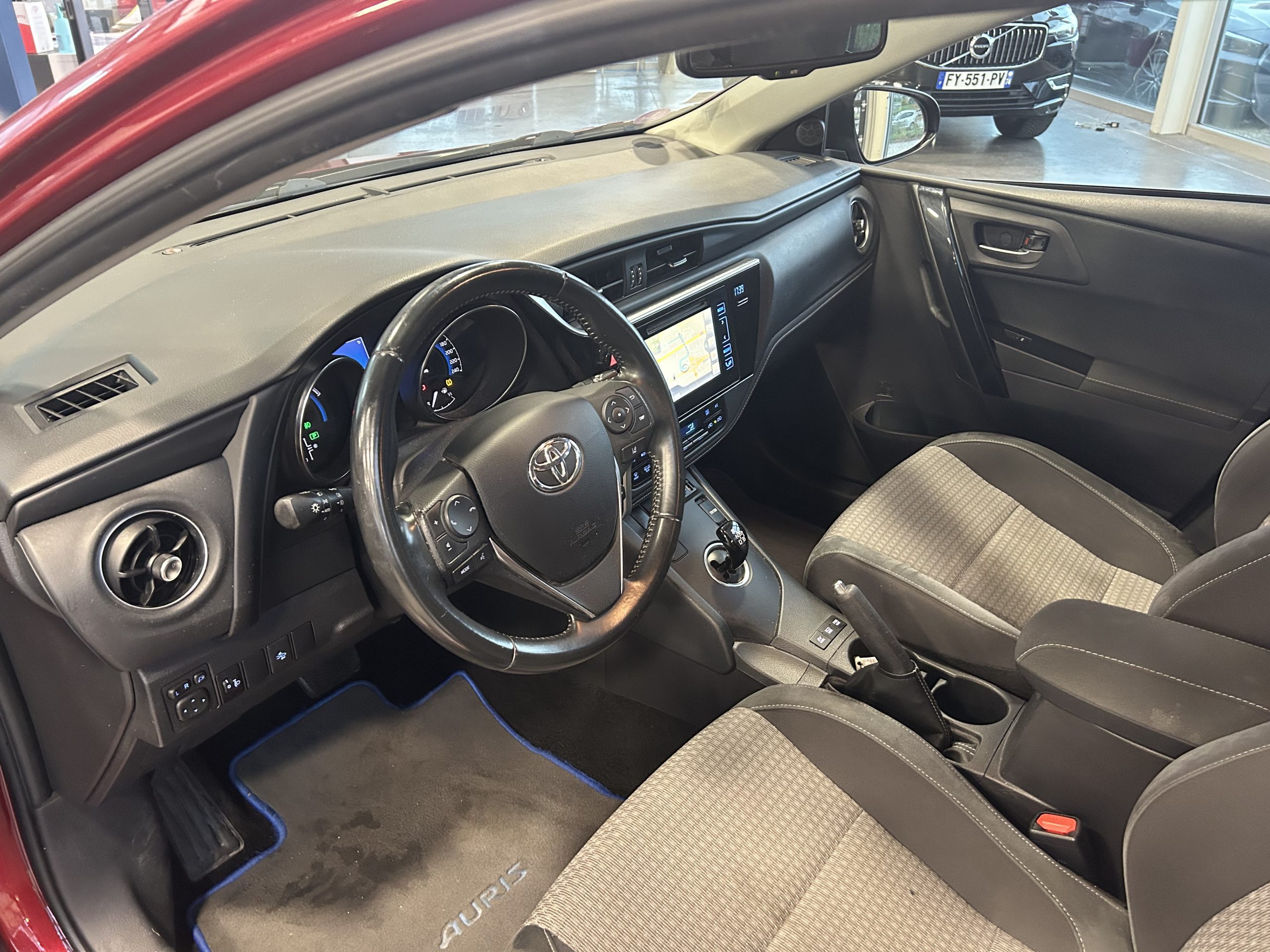 TOYOTA AURIS II (2) 1.8 HYBRIDE 136 DESIGN AUTO – Image 6