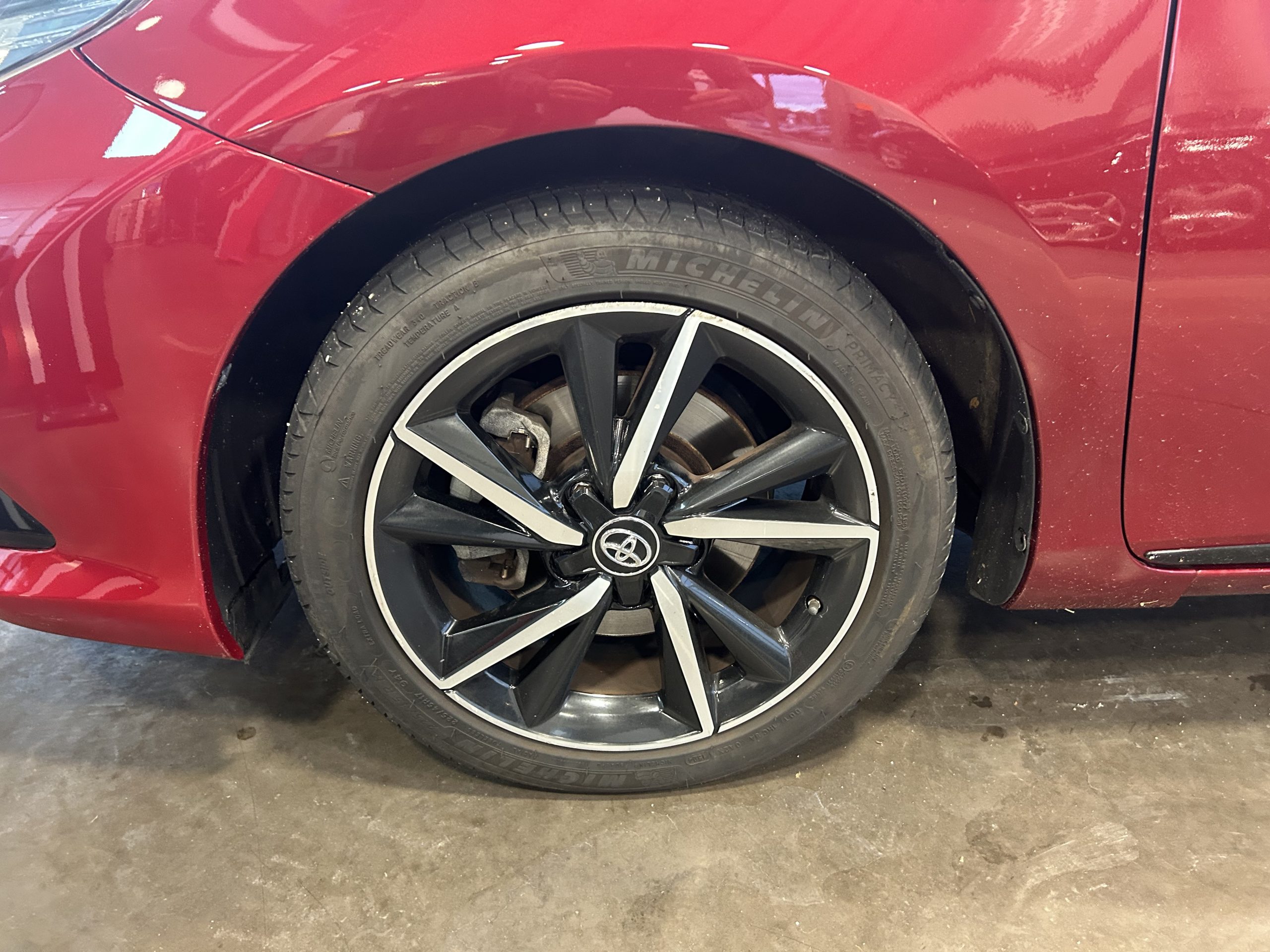 TOYOTA AURIS II (2) 1.8 HYBRIDE 136 DESIGN AUTO – Image 13