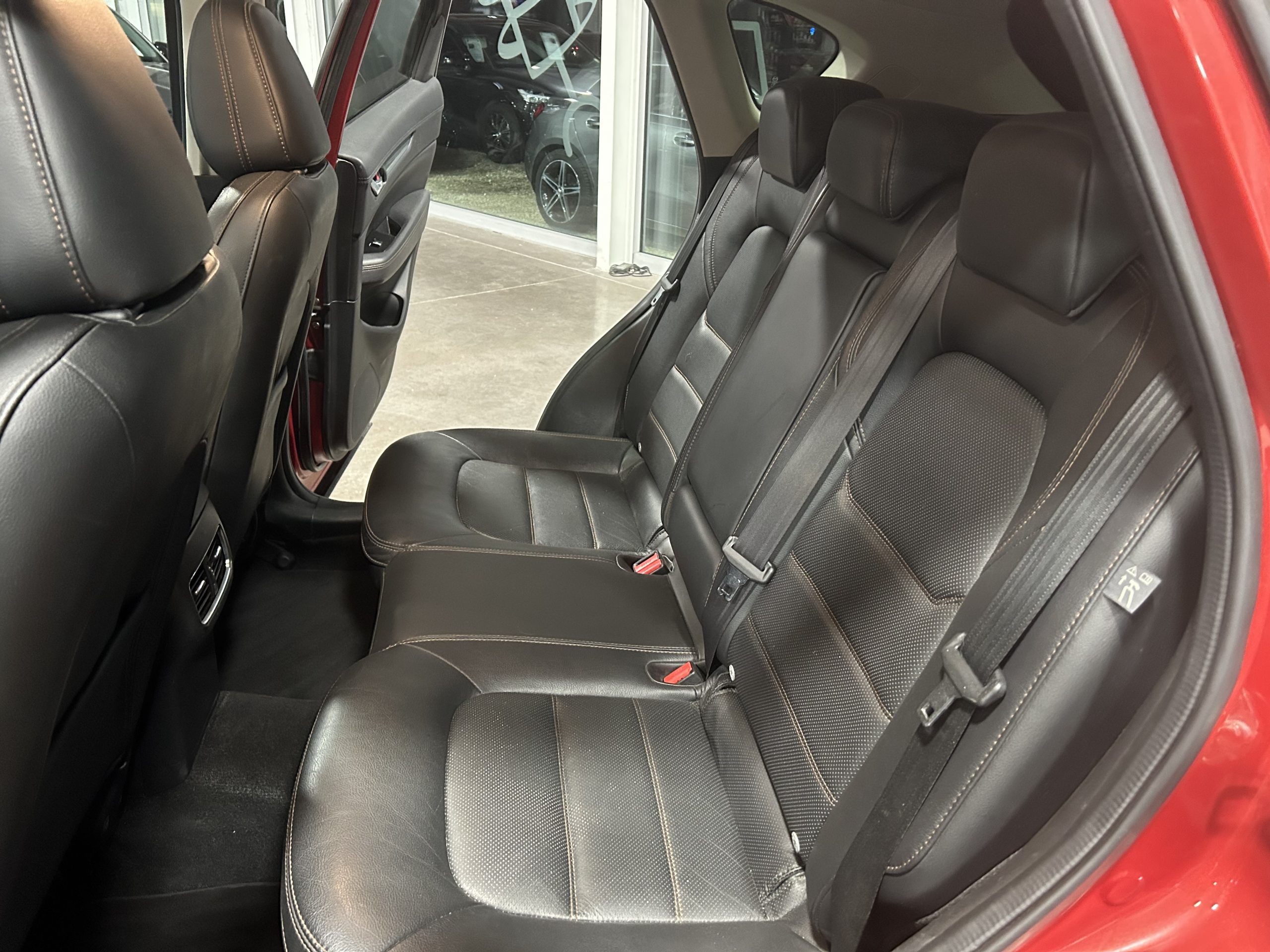 MAZDA CX-5 II 2.2 SKYACTIV-D 175 SELECTION 4X4 BVA6 – Image 10