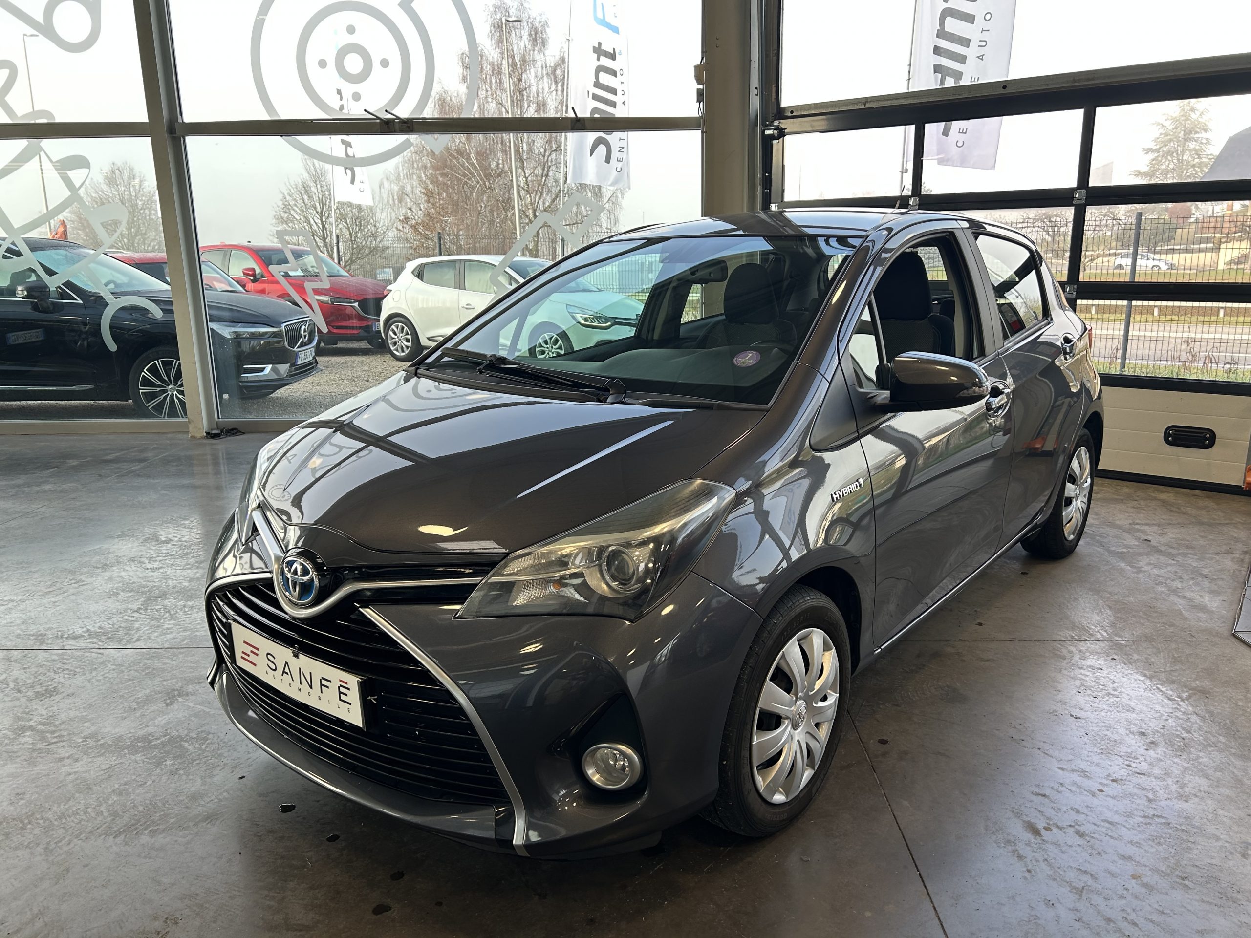 TOYOTA YARIS III (2) HYBRID 100H DYNAMIC 5P