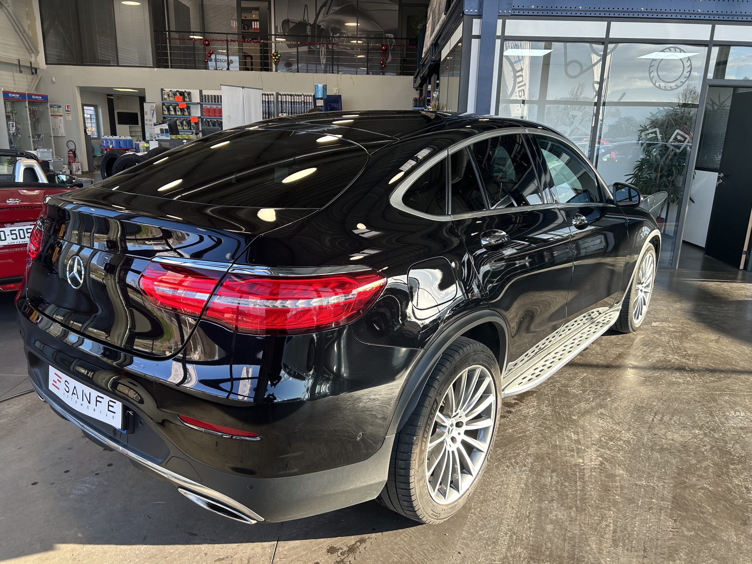 MERCEDES GLC COUPE 250 SPORTLINE 4MATIC – Image 4