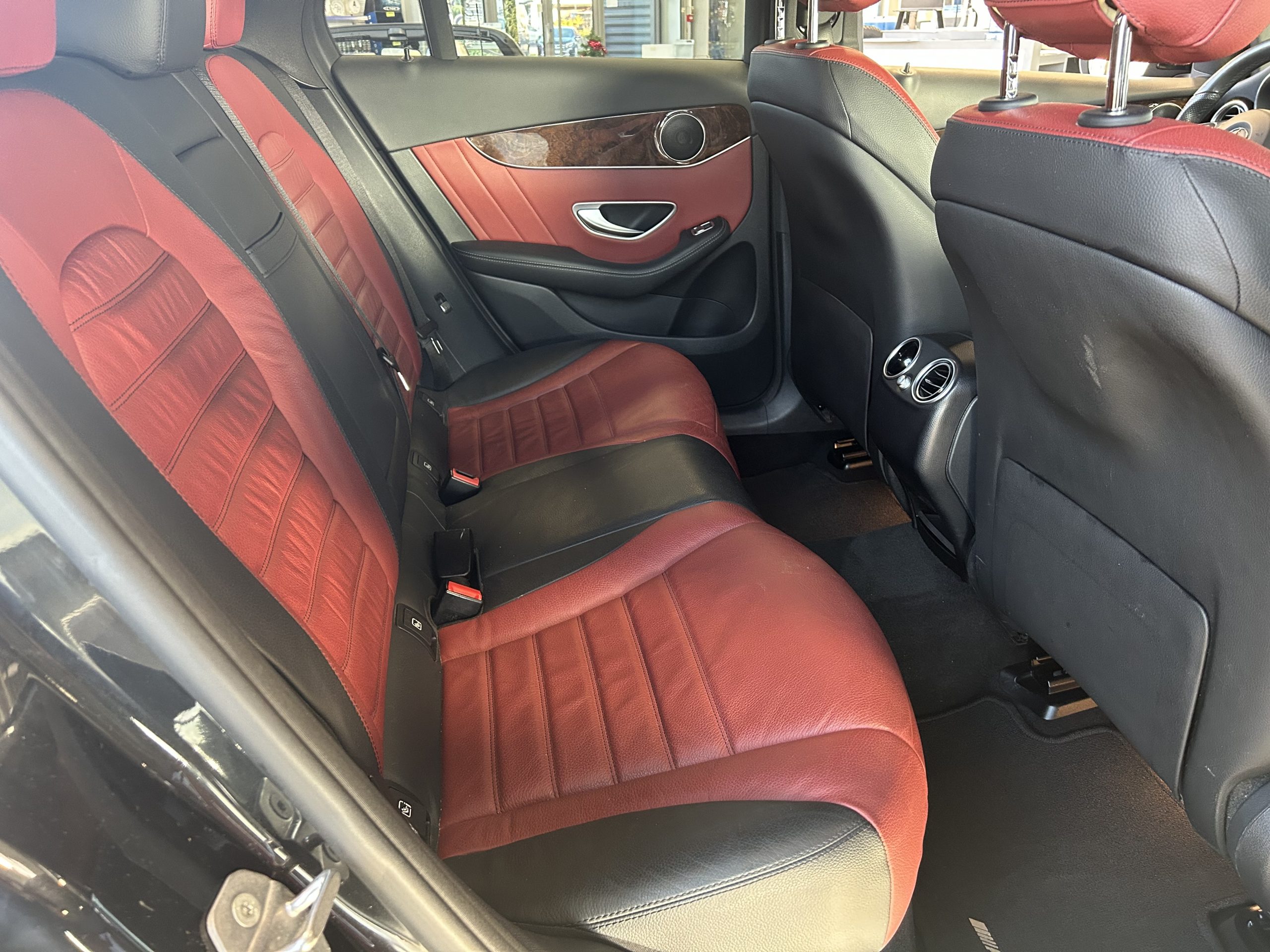 MERCEDES GLC COUPE 250 SPORTLINE 4MATIC – Image 12