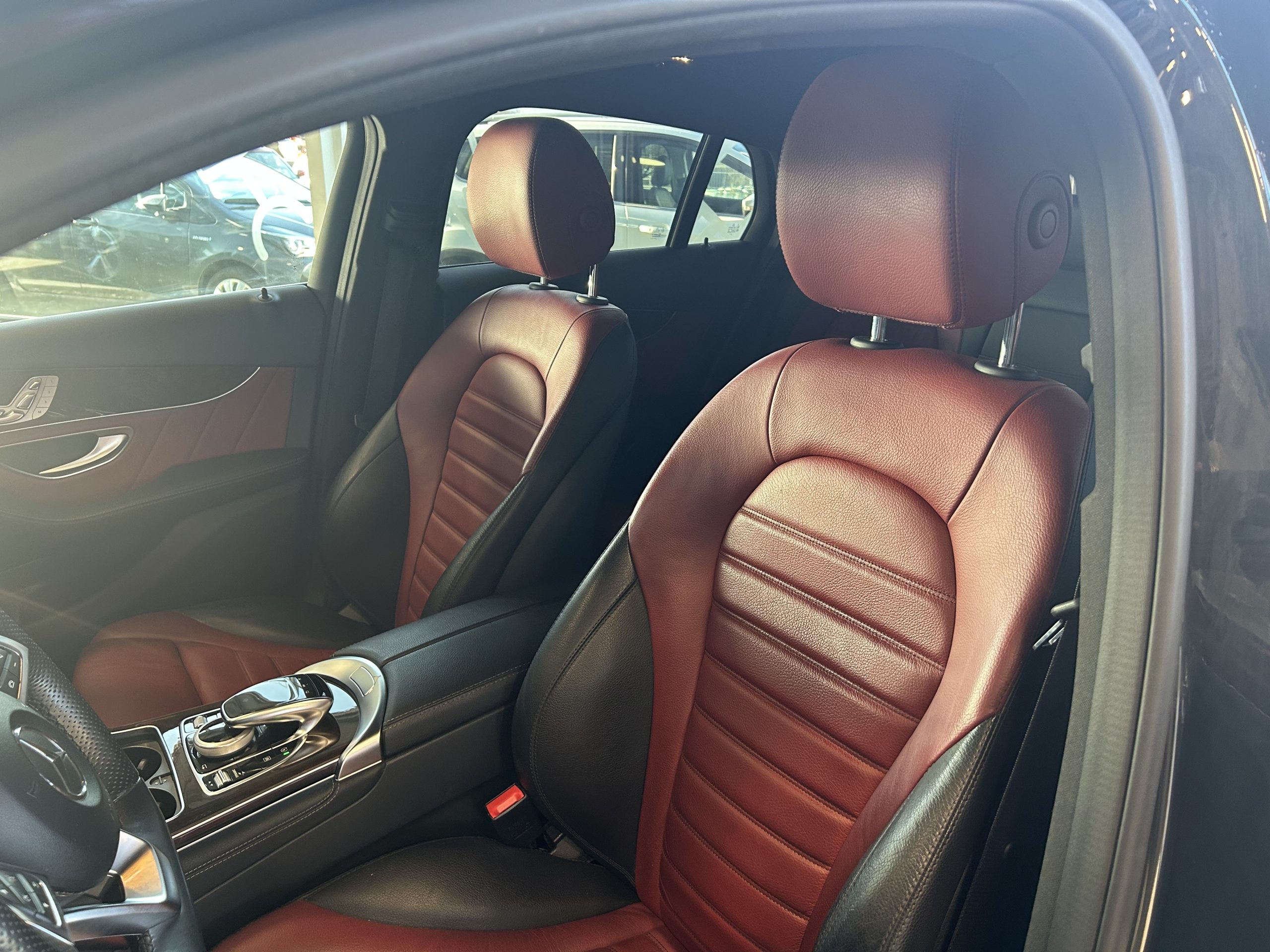 MERCEDES GLC COUPE 250 SPORTLINE 4MATIC – Image 11