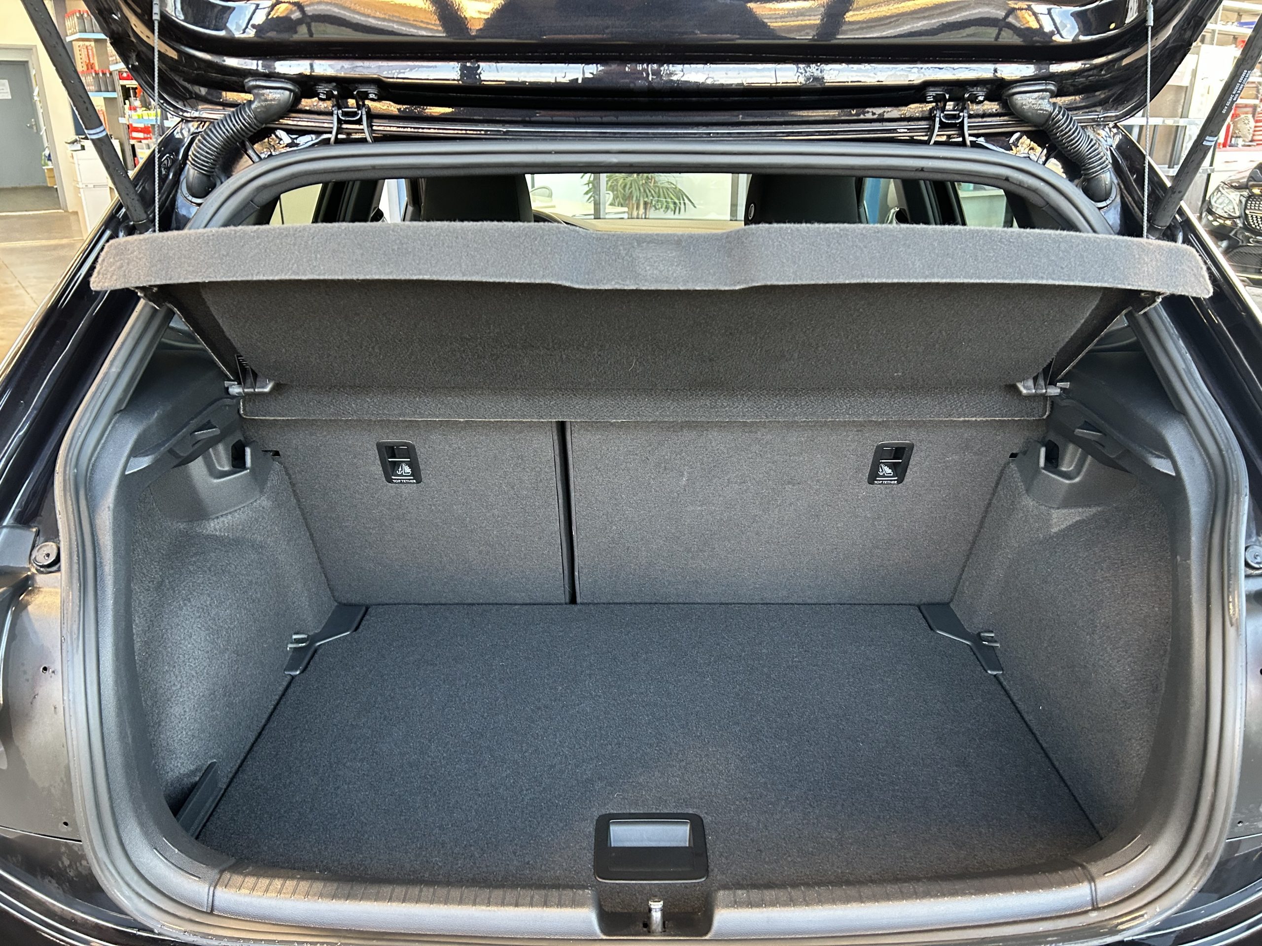 VOLKSWAGEN POLO VI (2) 1.0 TSI 110 S&S R-LINE DSG7 – Image 12