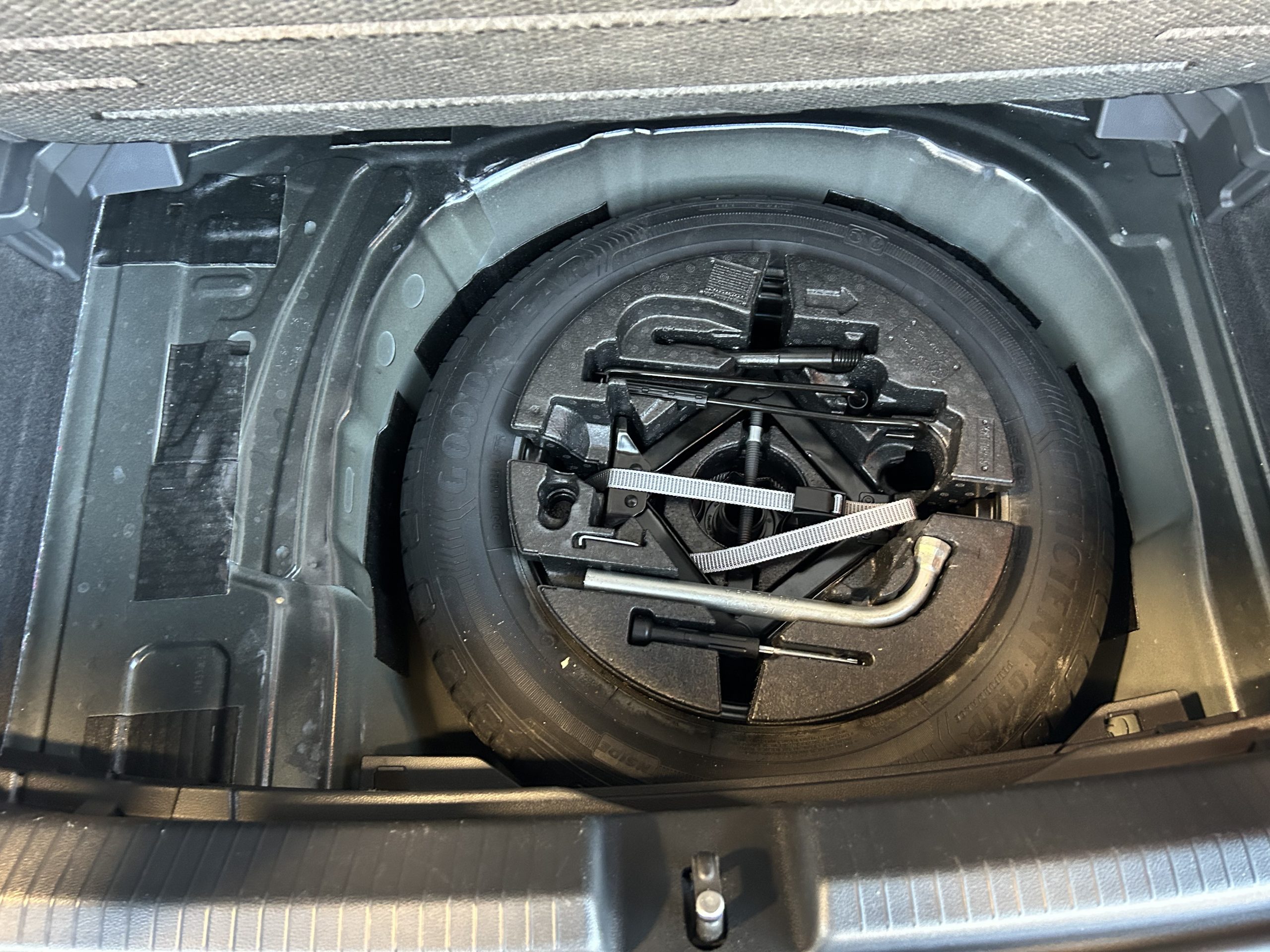 VOLKSWAGEN POLO VI (2) 1.0 TSI 110 S&S R-LINE DSG7 – Image 13