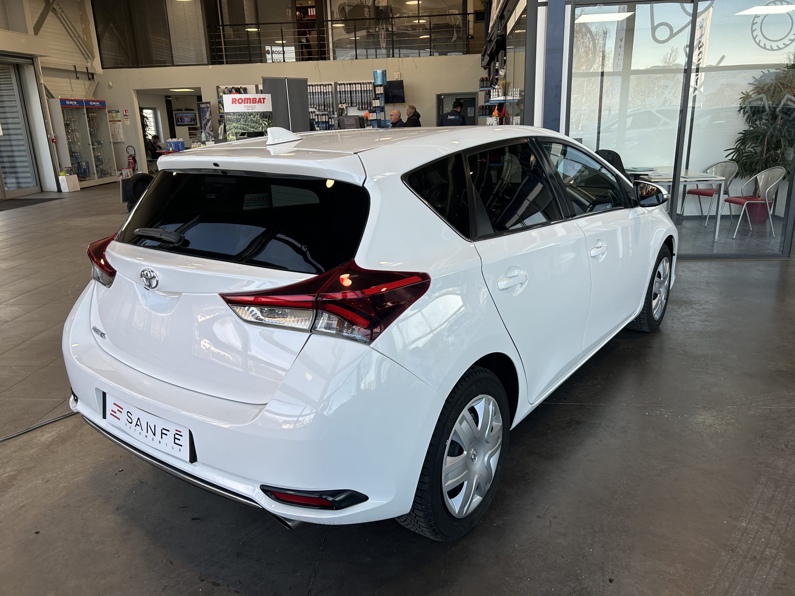 TOYOTA AURIS II (2) 1.2T 116 DESIGN – Image 5