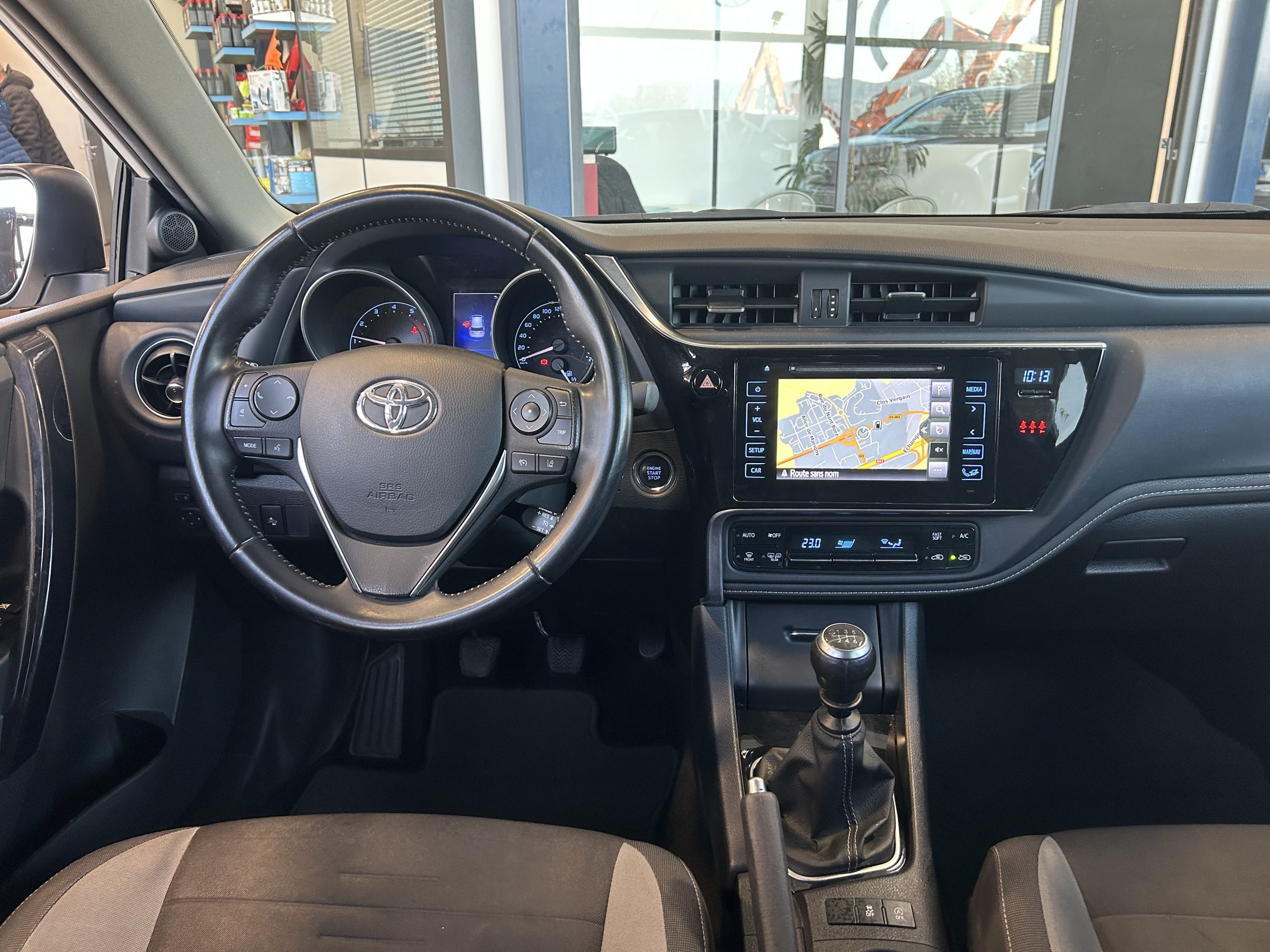 TOYOTA AURIS II (2) 1.2T 116 DESIGN – Image 6