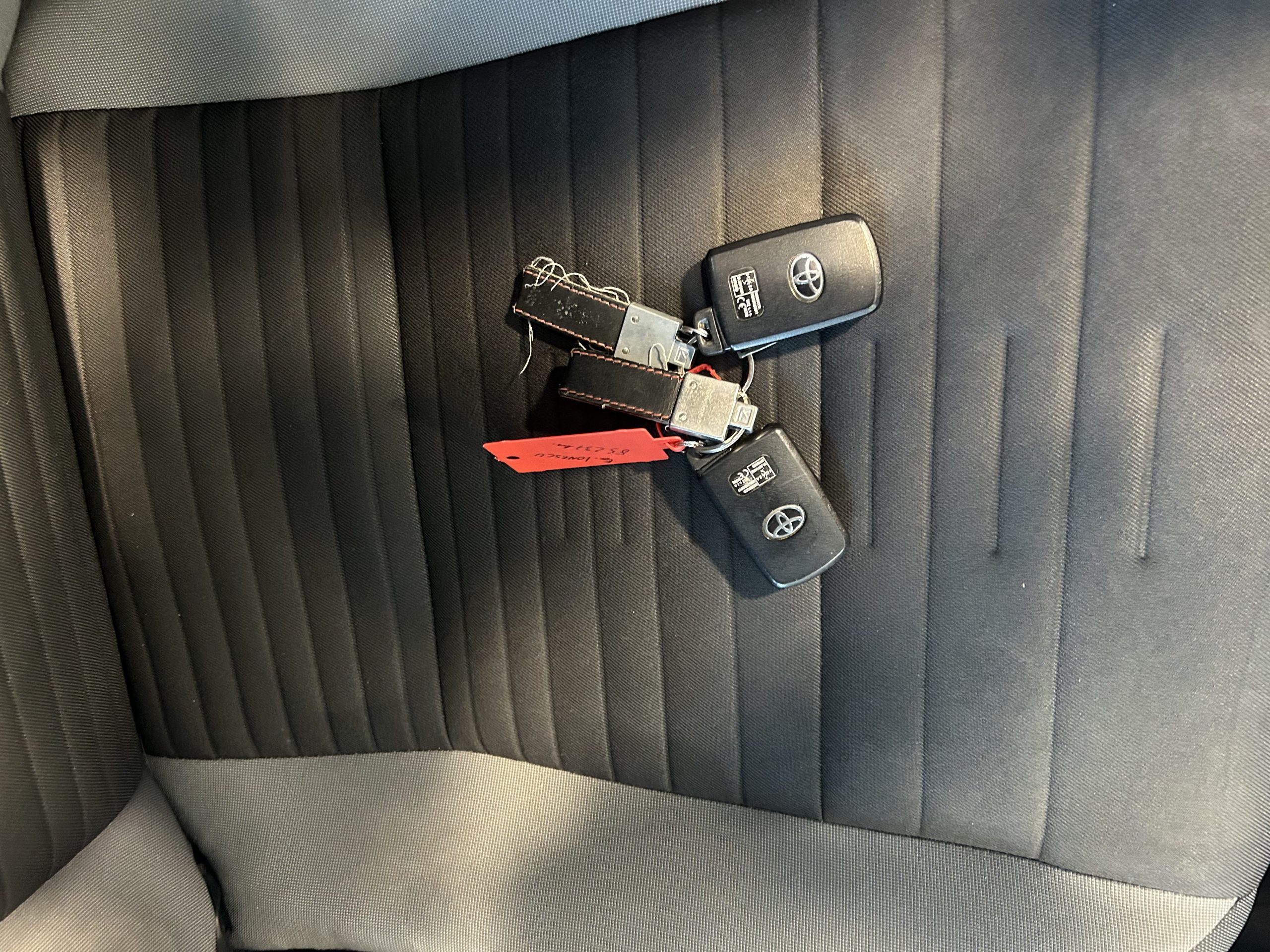 TOYOTA AURIS II (2) 1.2T 116 DESIGN – Image 13