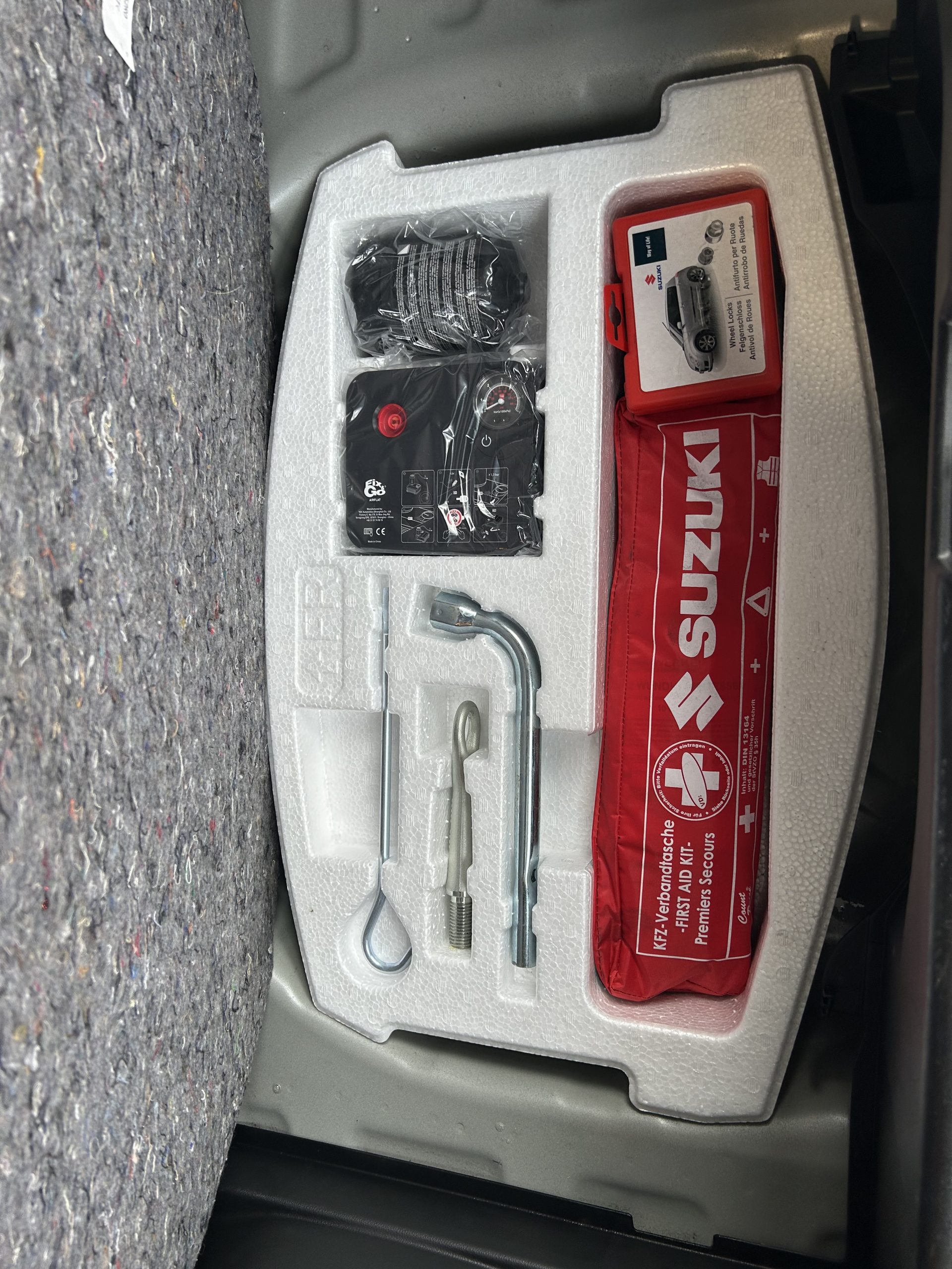 SUZUKI SWIFT IV 1.2 DUALJET 90 PRIVILEGE – Image 14