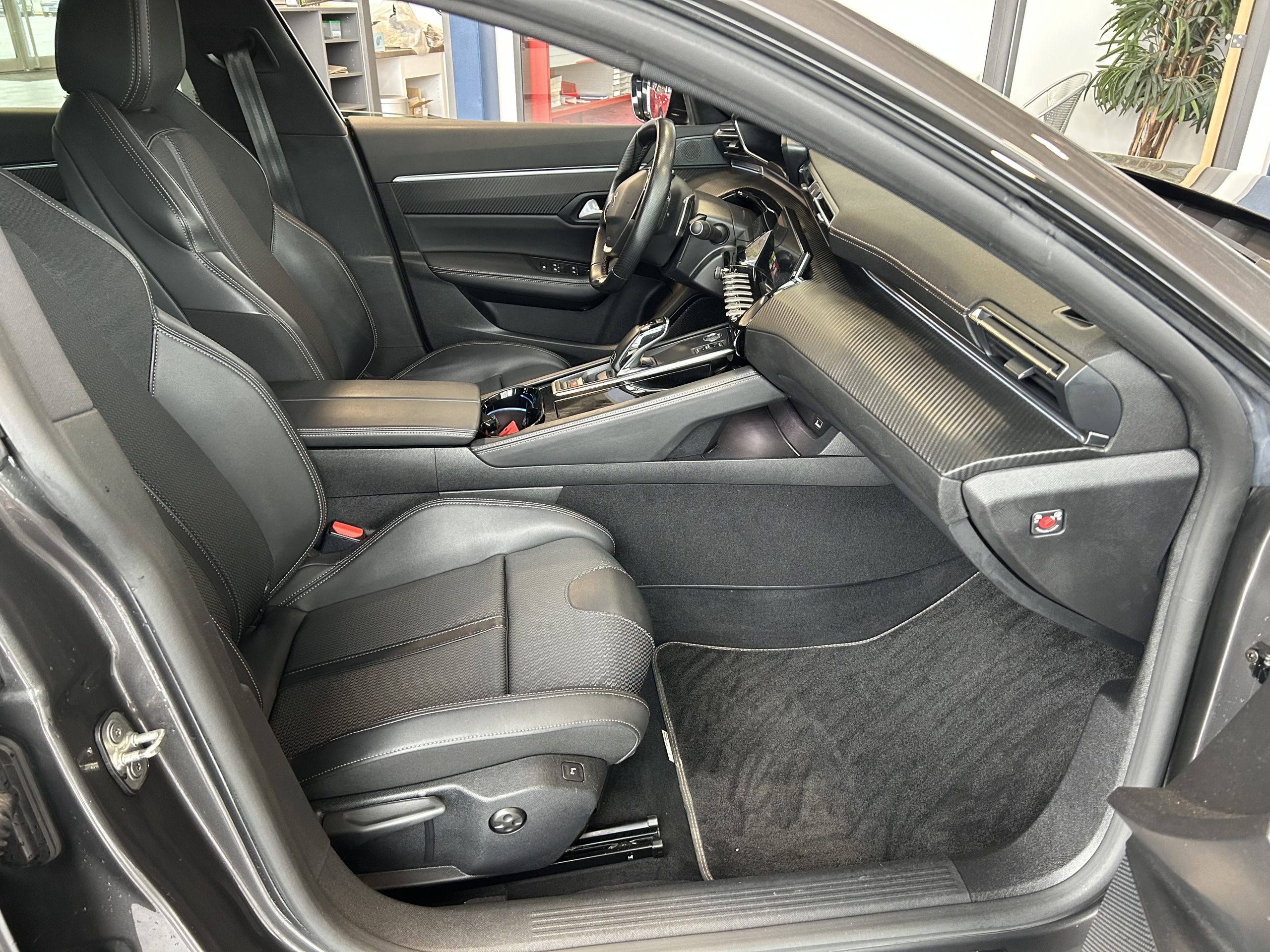 PEUGEOT 508 II 1.6 PURETECH 180 S&S GT EAT8 – Image 11