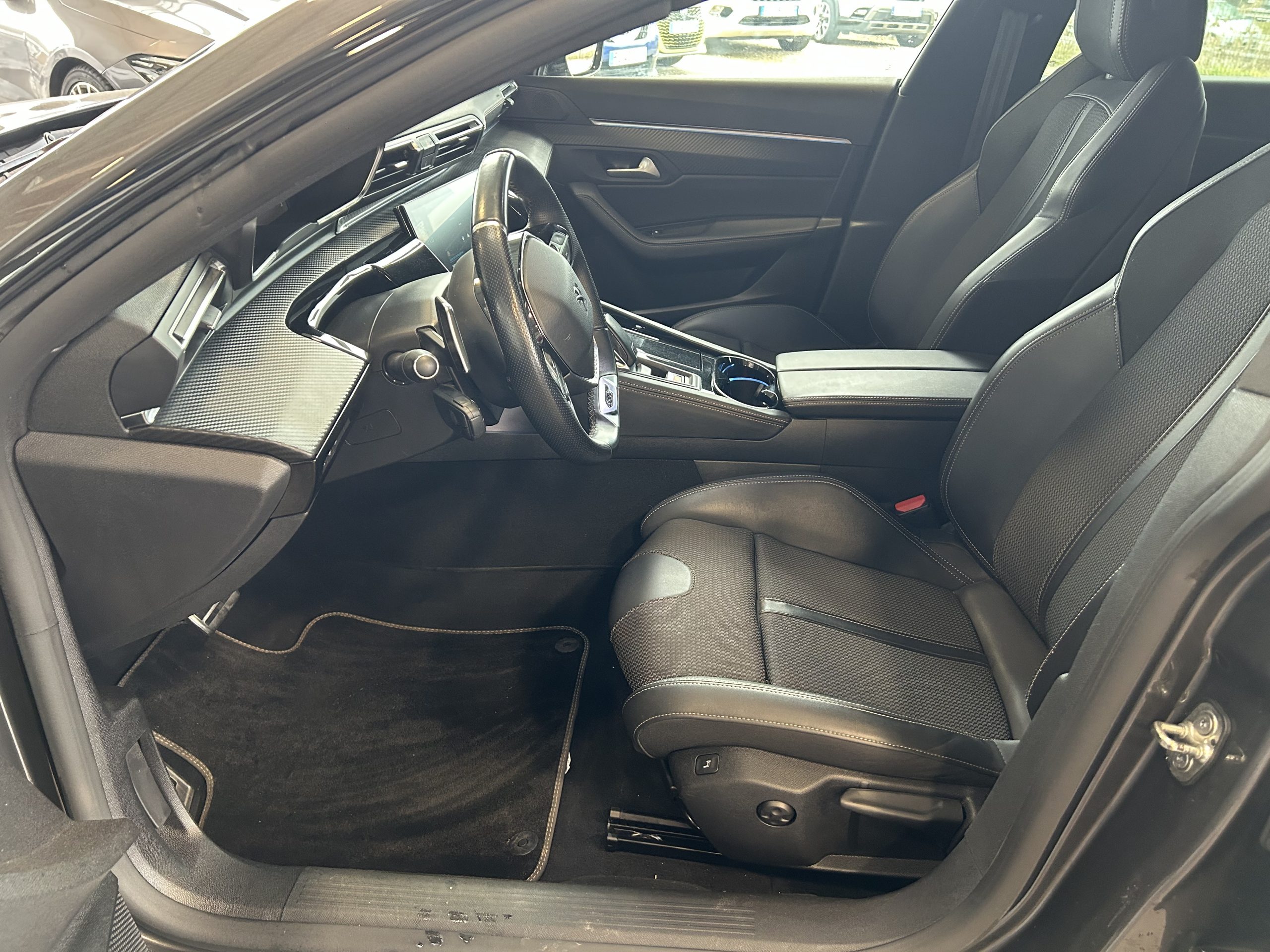 PEUGEOT 508 II 1.6 PURETECH 180 S&S GT EAT8 – Image 8