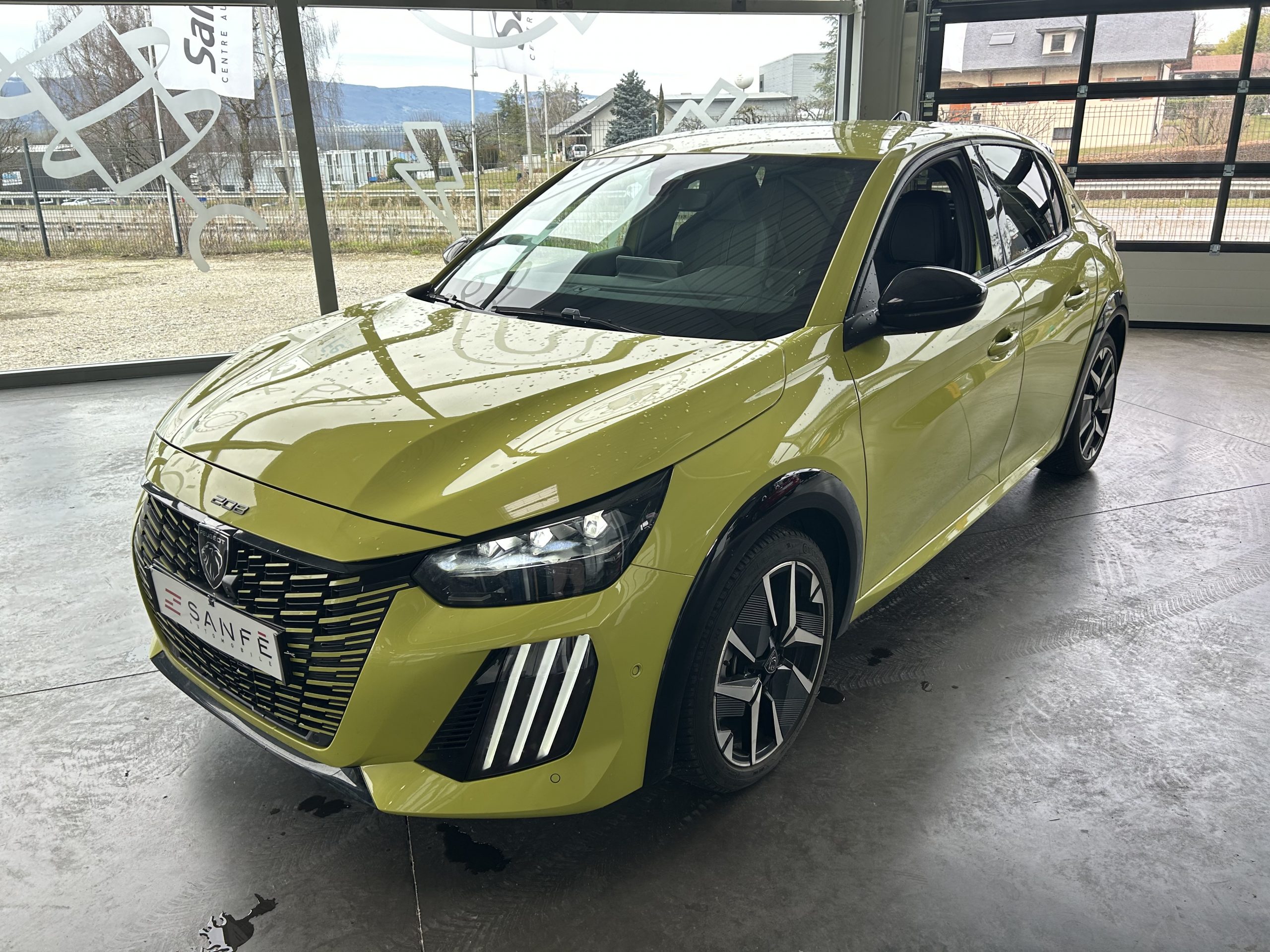 PEUGEOT 208 II (2) 1.2 HYBRID 100 GT E-DCS6