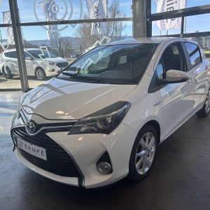 TOYOTA YARIS III (2) HYBRID 100H ATTITUDE 5P