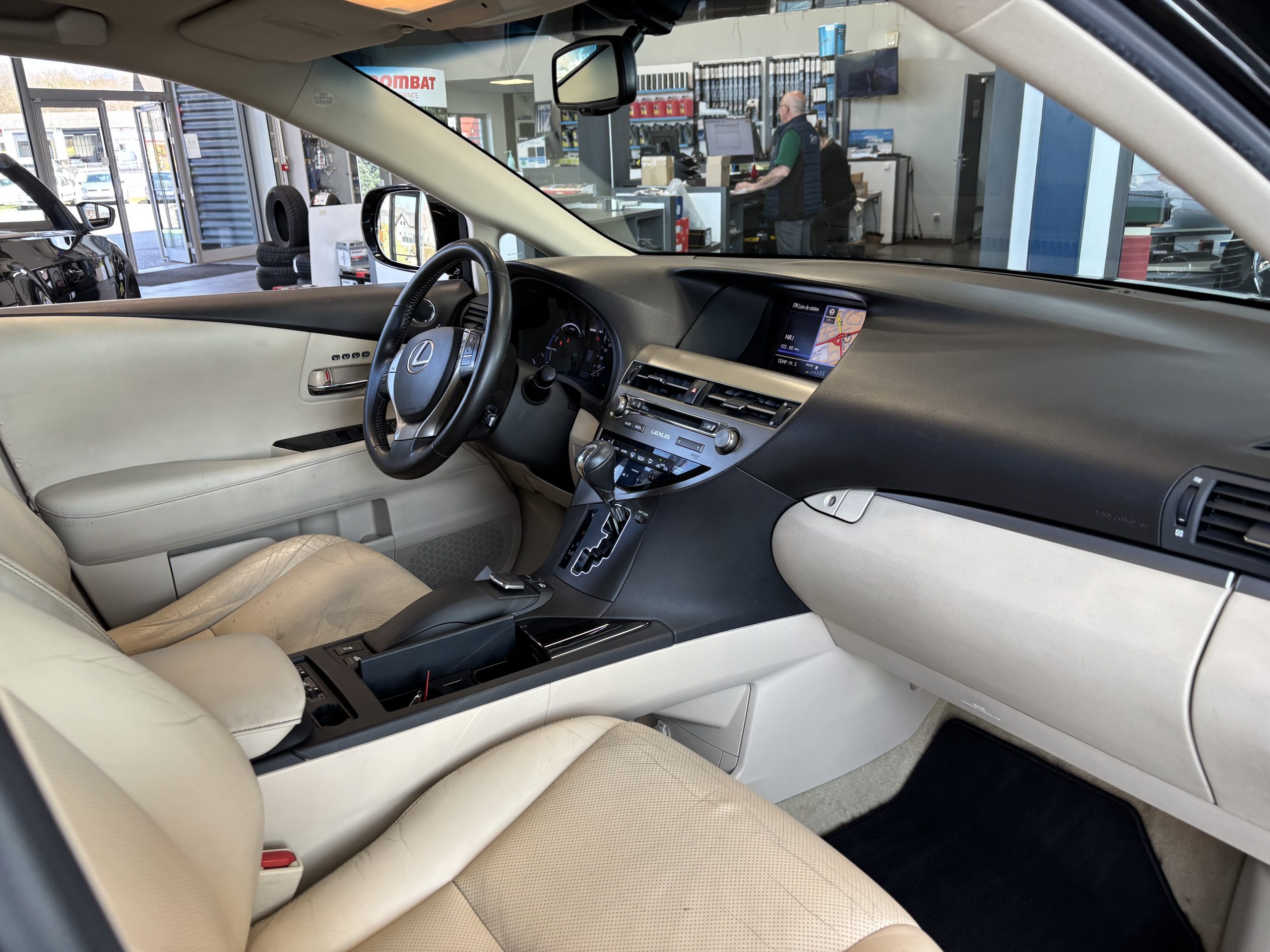 LEXUS RX III (2) 450H 2WD LUXE – Image 6