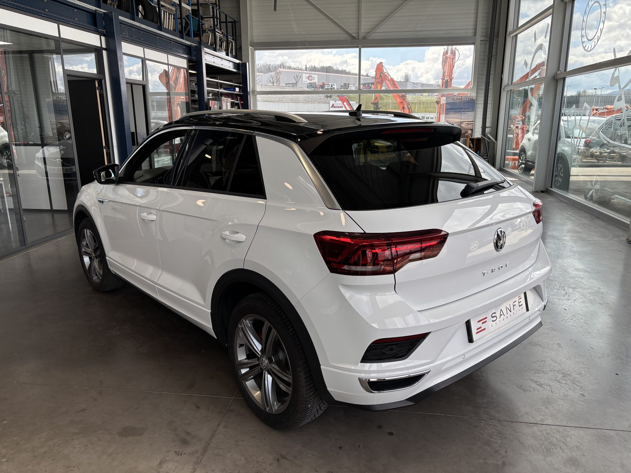 VOLKSWAGEN T-ROC 1.5 TSI 150 EVO R-LINE – Image 3