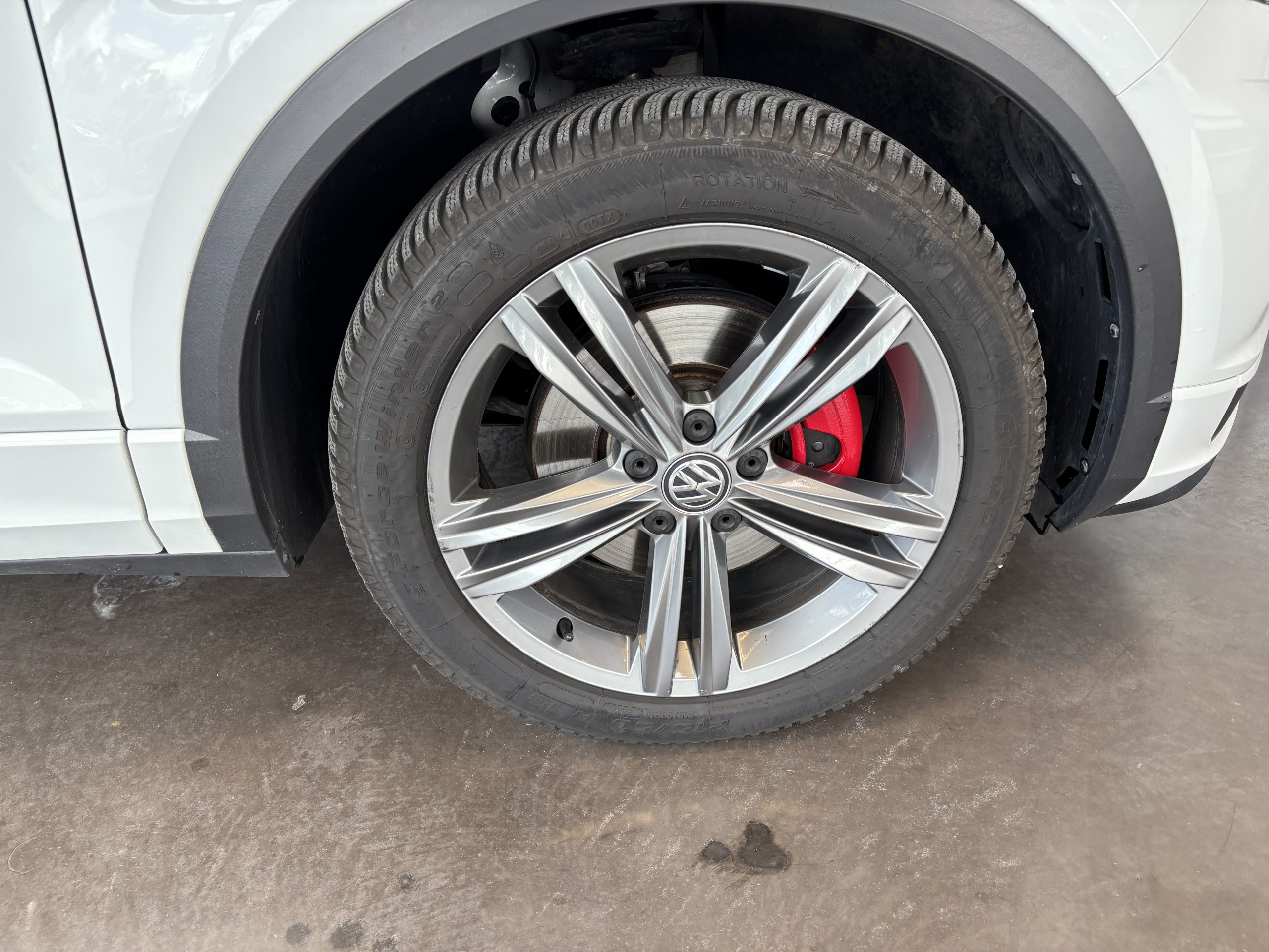 VOLKSWAGEN T-ROC 1.5 TSI 150 EVO R-LINE – Image 12