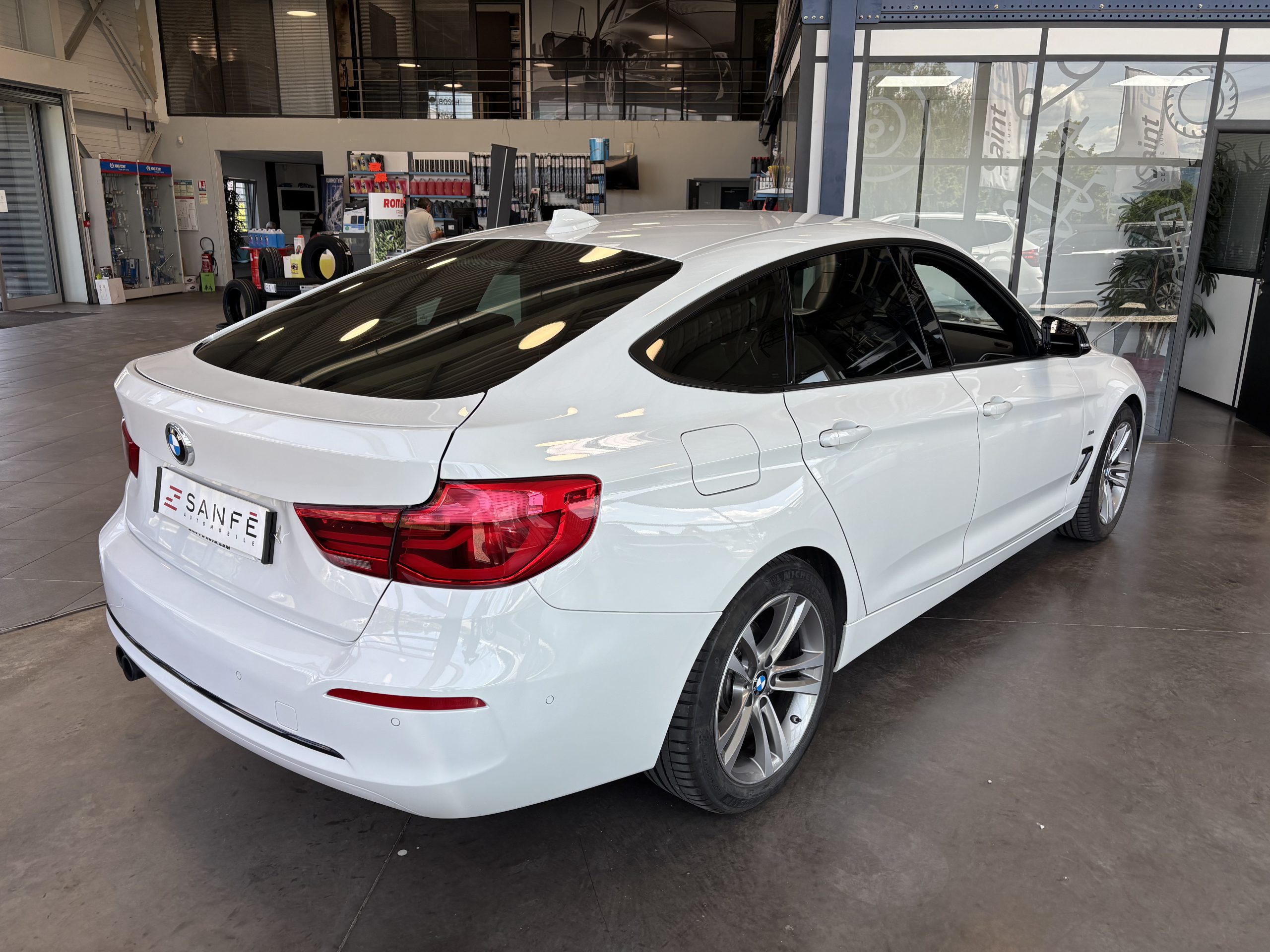 BMW SERIE 3 GT (F34) (2) 320IA 184 M SPORT – Image 3